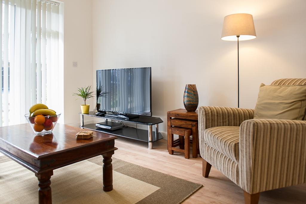 Stockley Apartments West Drayton  Luaran gambar